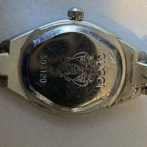Gucci sales watch 593120